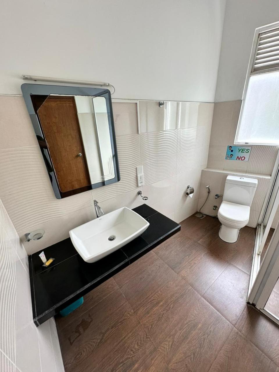 Hotel Mirissa Regent Екстериор снимка