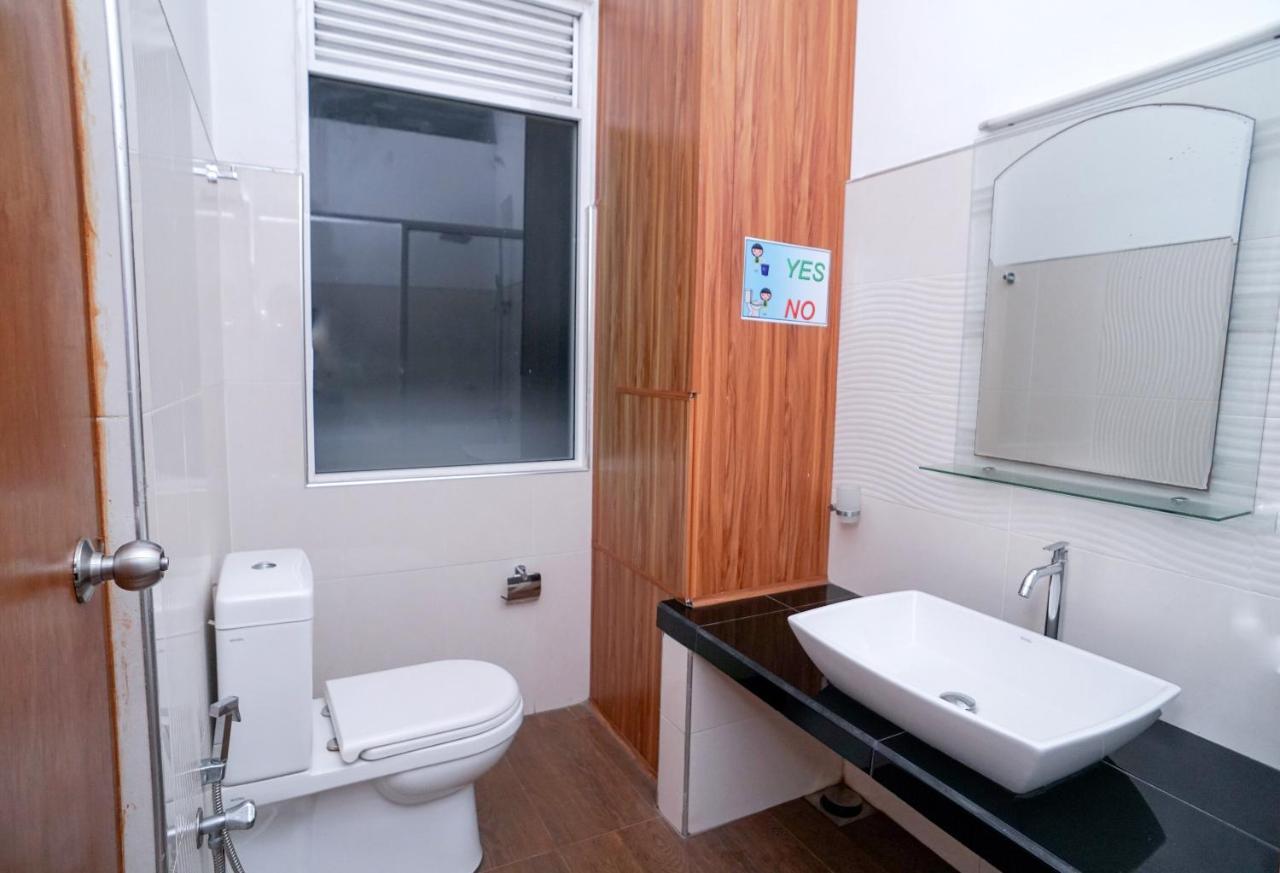 Hotel Mirissa Regent Екстериор снимка