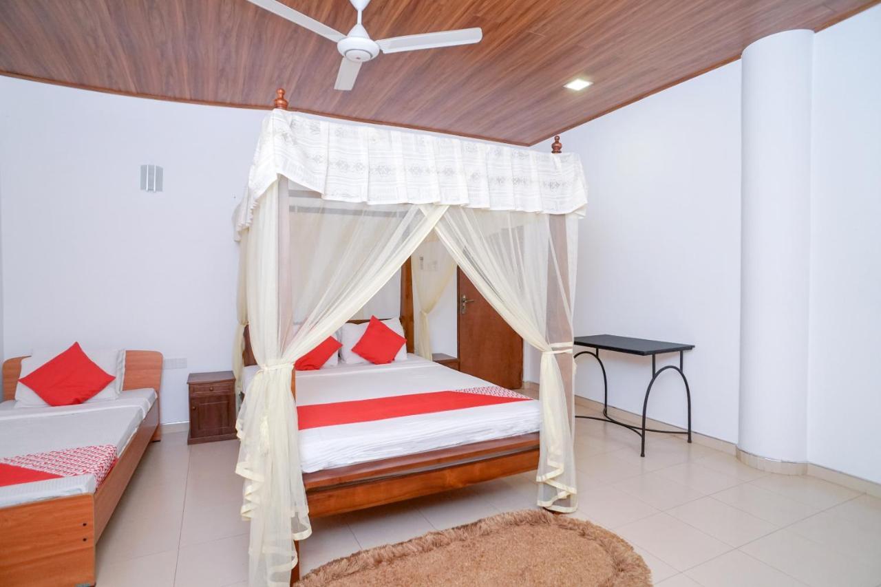 Hotel Mirissa Regent Екстериор снимка